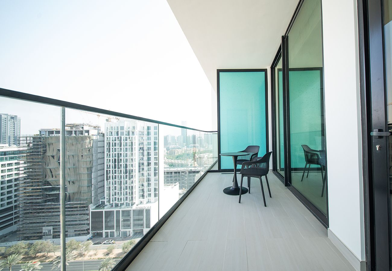 Apartment in Dubai - Beautiful 1 Bed in Binghatti Azure