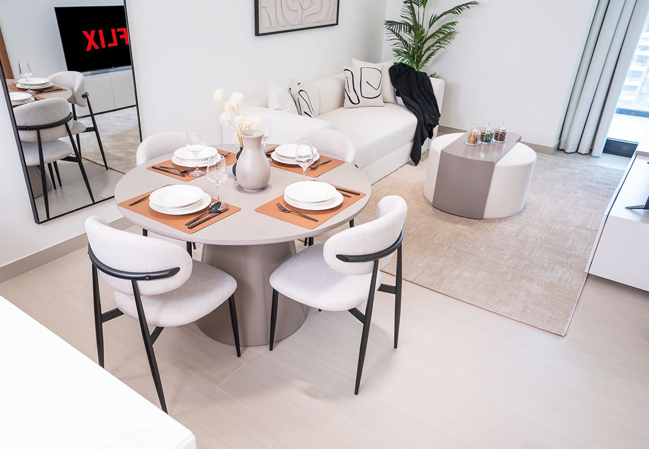 Apartment in Dubai - Beautiful 1 Bed in Binghatti Azure