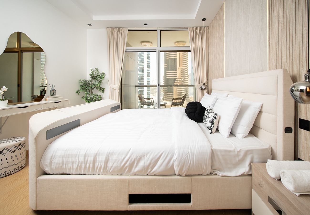 Apartment in Dubai - Stunning 1 Bed in Skyview JBR