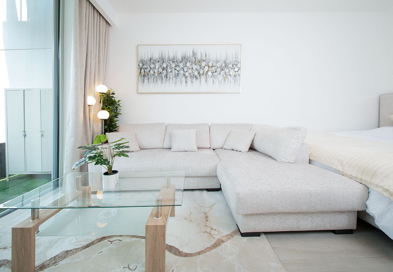 Studio in Dubai - Cosy Studio in Luma 22 JVC