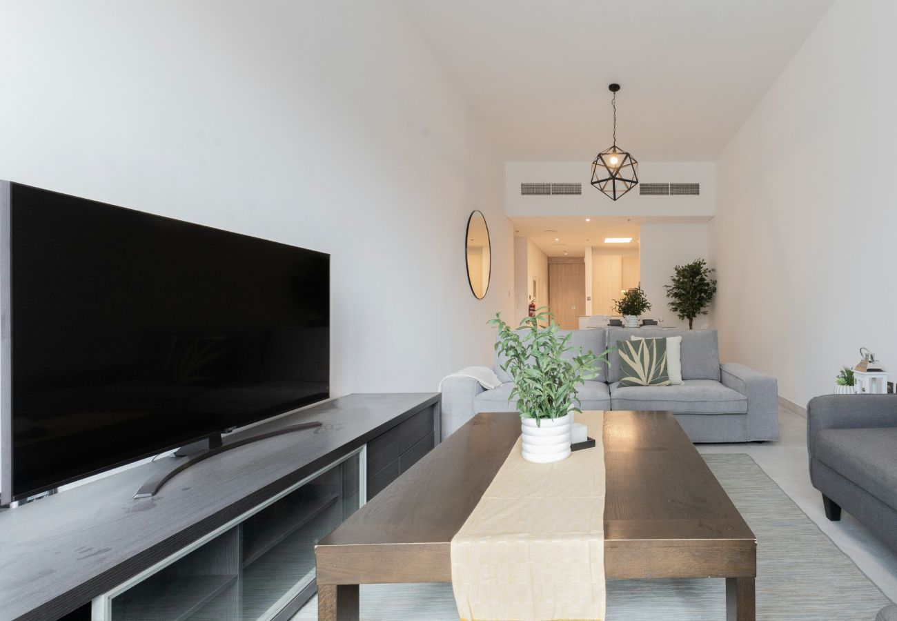 Apartment in Dubai - Stunning 2 Bed in La Riviera Azure JVC