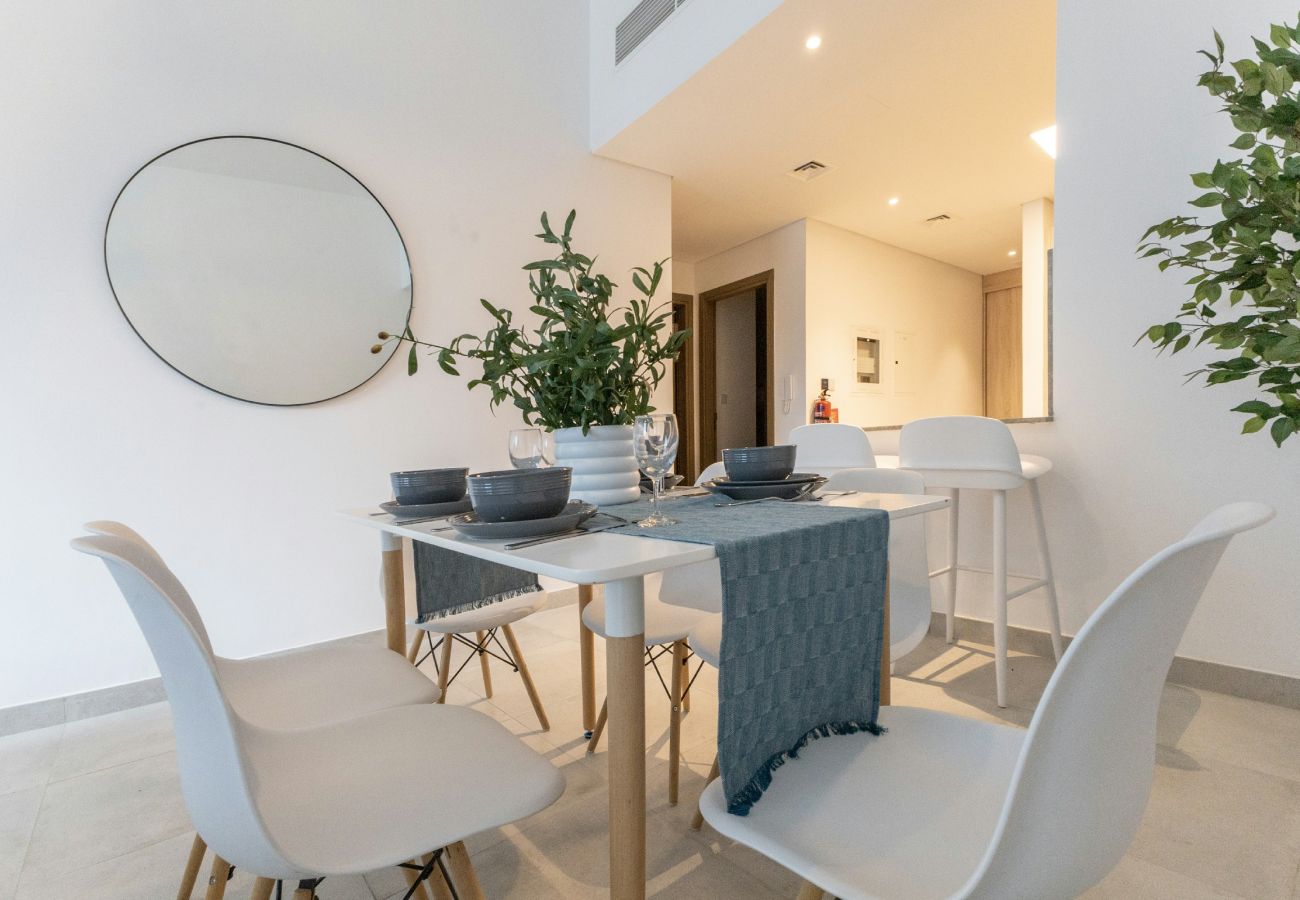 Apartment in Dubai - Stunning 2 Bed in La Riviera Azure JVC
