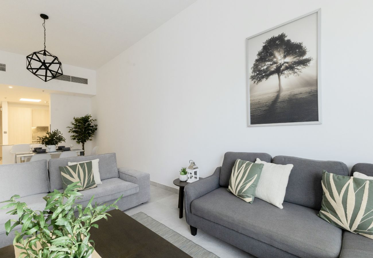 Apartment in Dubai - Stunning 2 Bed in La Riviera Azure JVC