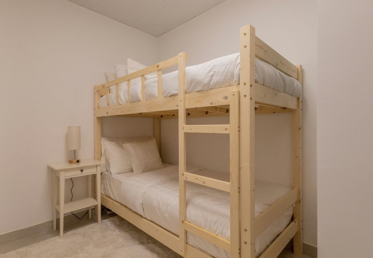 Apartment in Dubai - Stunning 2 Bed in La Riviera Azure JVC