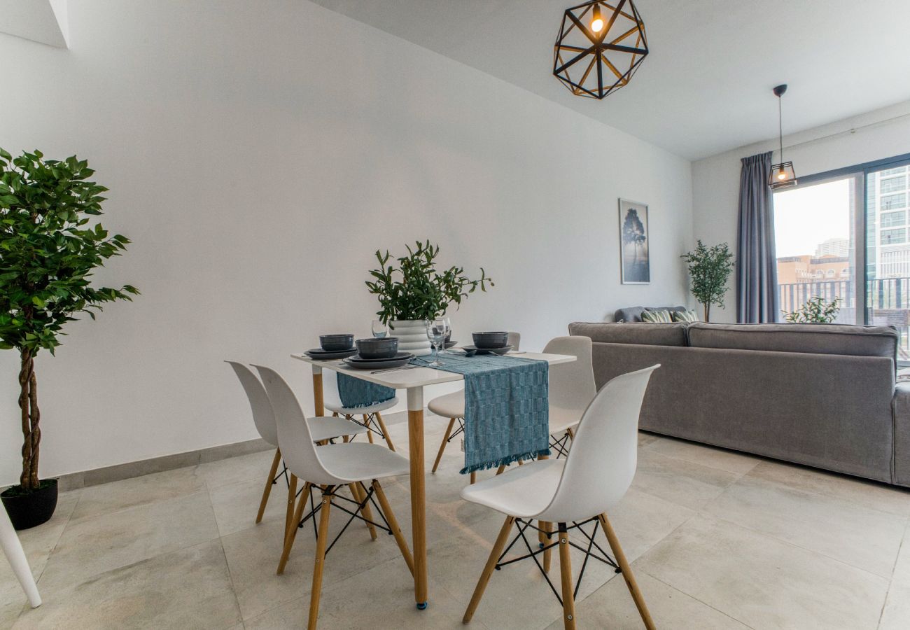 Apartment in Dubai - Stunning 2 Bed in La Riviera Azure JVC