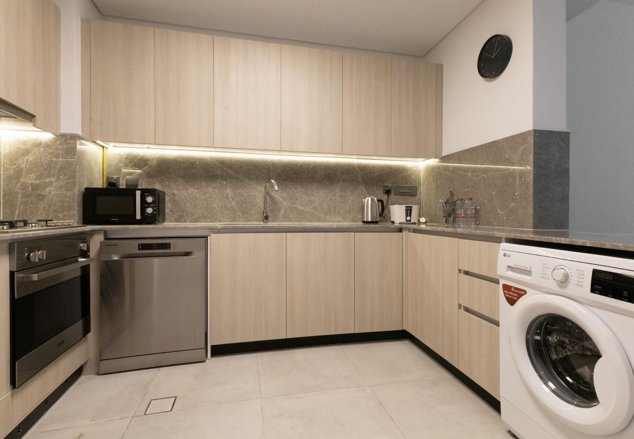 Apartment in Dubai - Stunning 2 Bed in La Riviera Azure JVC