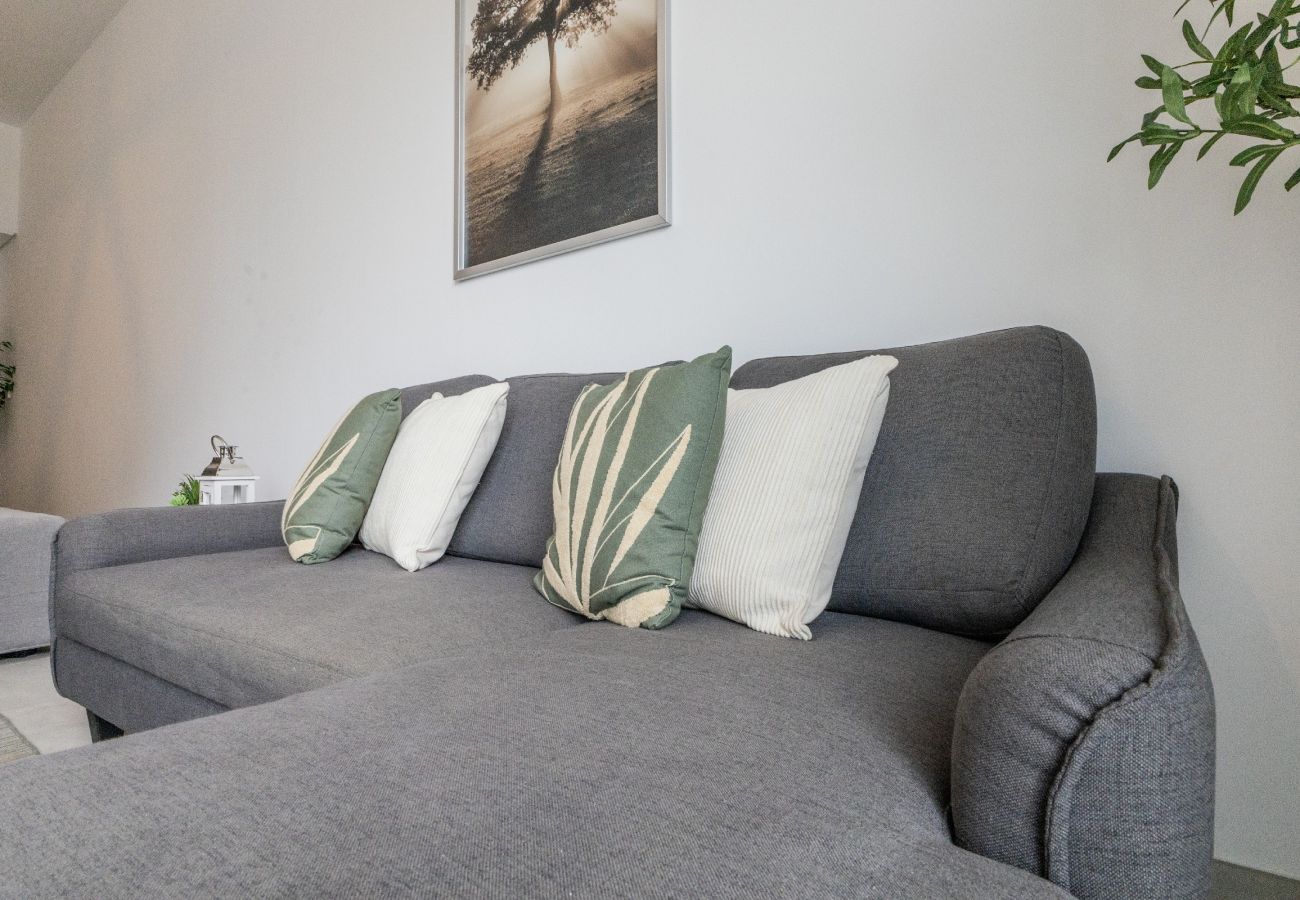 Apartment in Dubai - Stunning 2 Bed in La Riviera Azure JVC