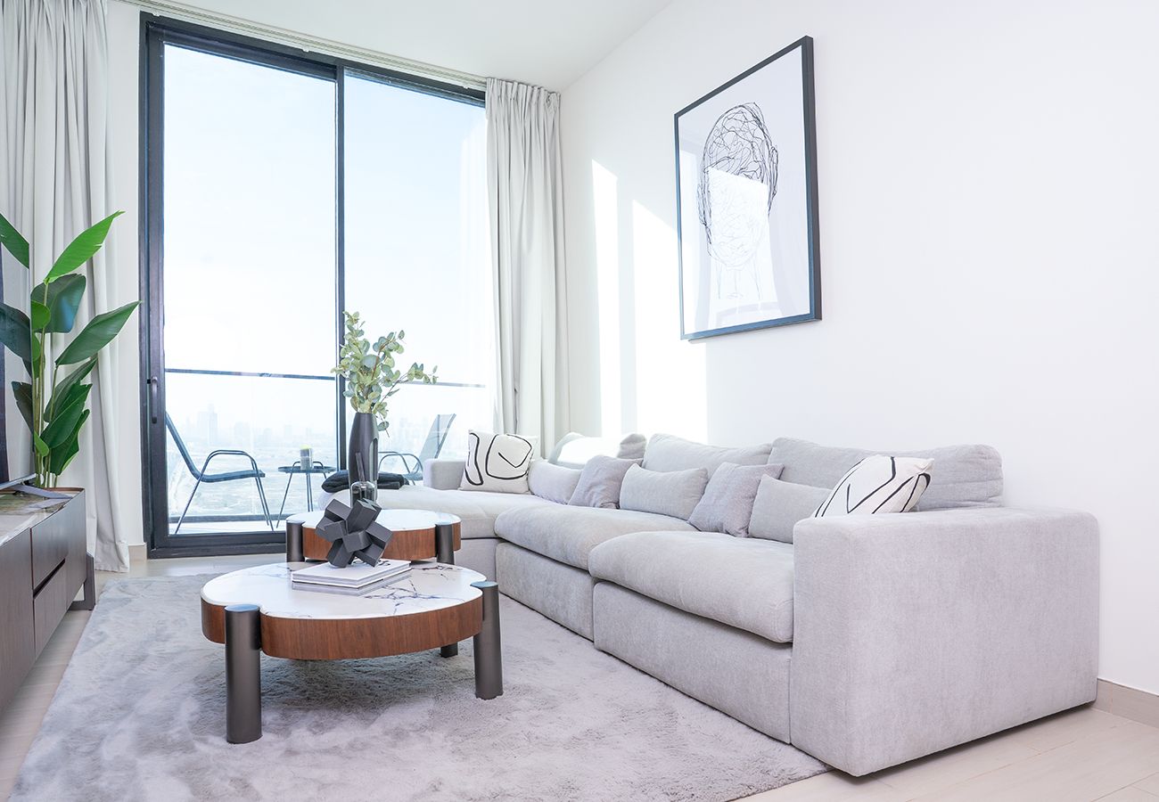 Apartment in Dubai - Beautiful 1 Bed in Binghatti House