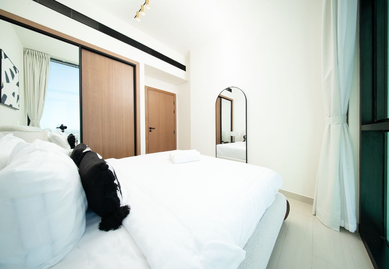 Apartment in Dubai - Beautiful 1 Bed in Binghatti House