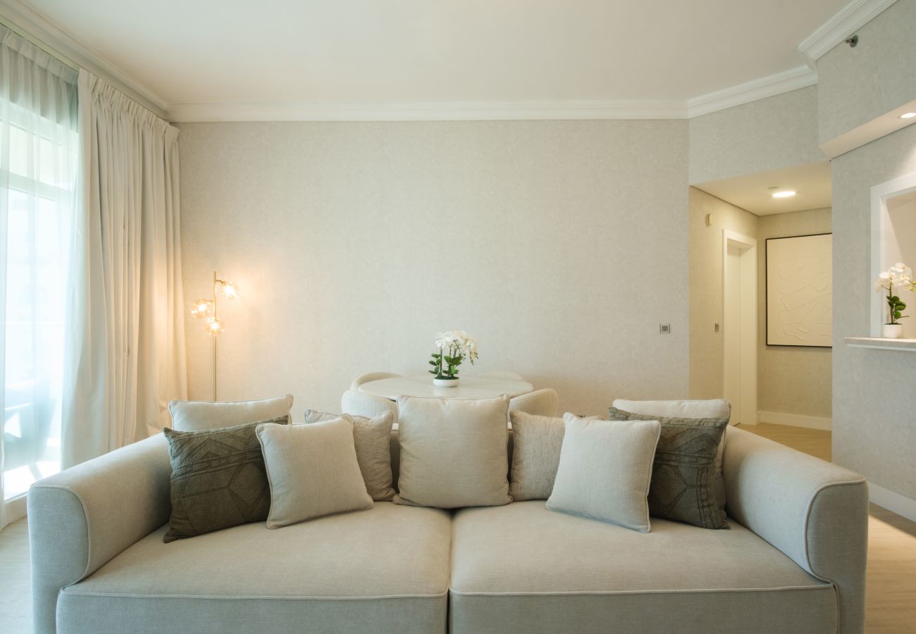 Apartment in Dubai - Stunning 2 Bed Apartment in Shoreline 12