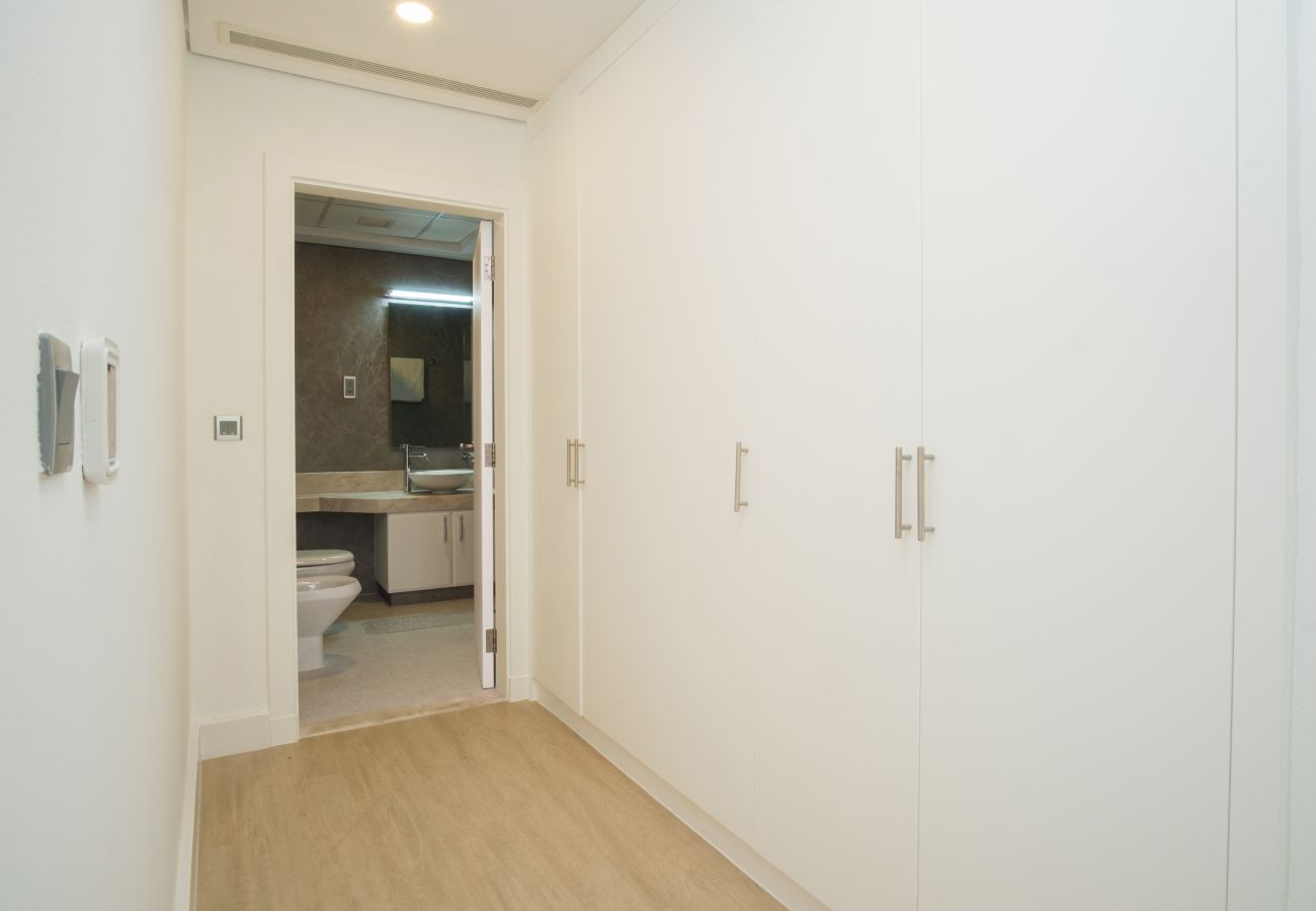 Apartment in Dubai - Stunning 2 Bed Apartment in Shoreline 12