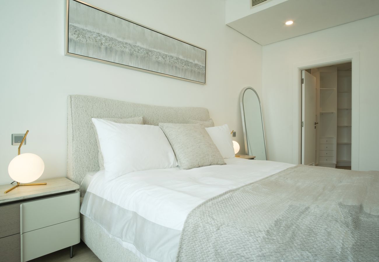 Apartment in Dubai - Stunning 2 Bed Apartment in Shoreline 12