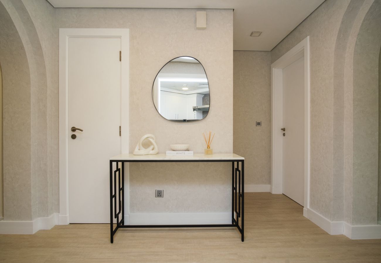 Apartment in Dubai - Stunning 2 Bed Apartment in Shoreline 12