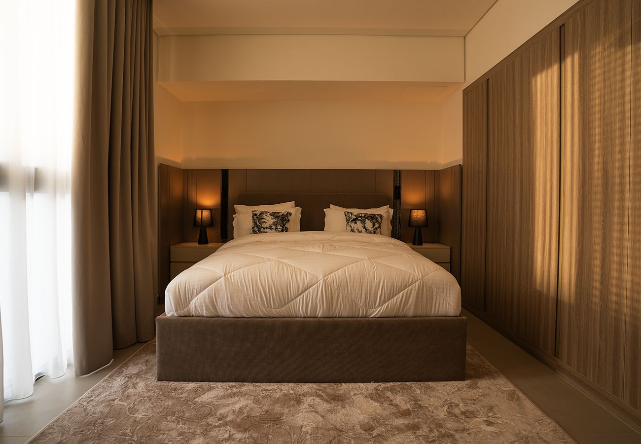 Villa in Ajmal Makan - Luxury Villa overlooking sea with private pool