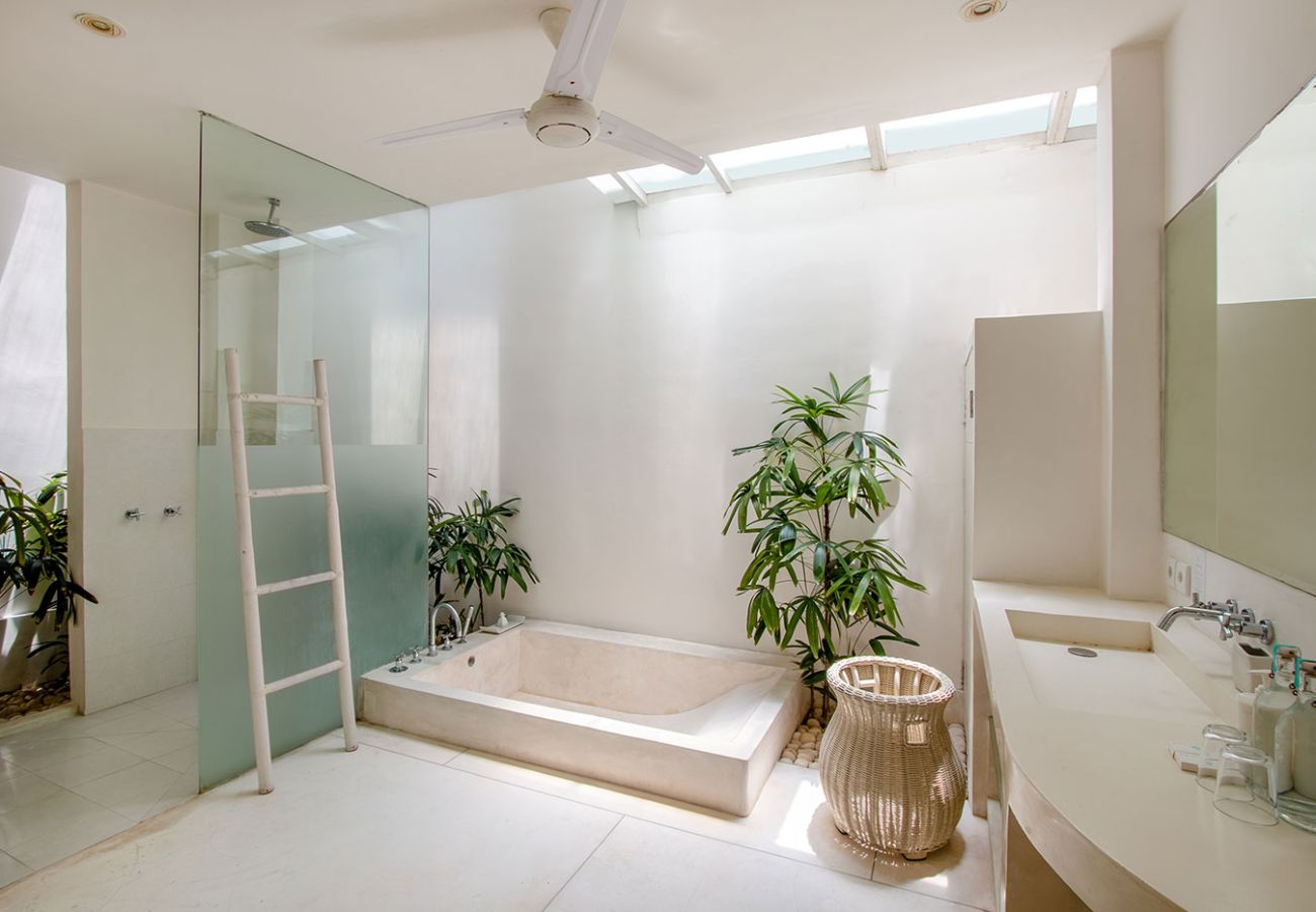 Villa in Seminyak - Eden Residence 3BR