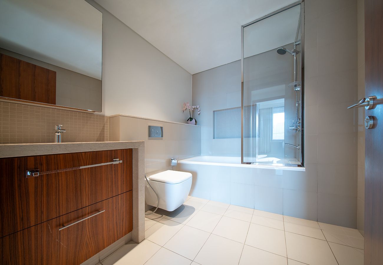 Apartment in Dubai - Luxury 2 Bed in Boulevard Point with City Views