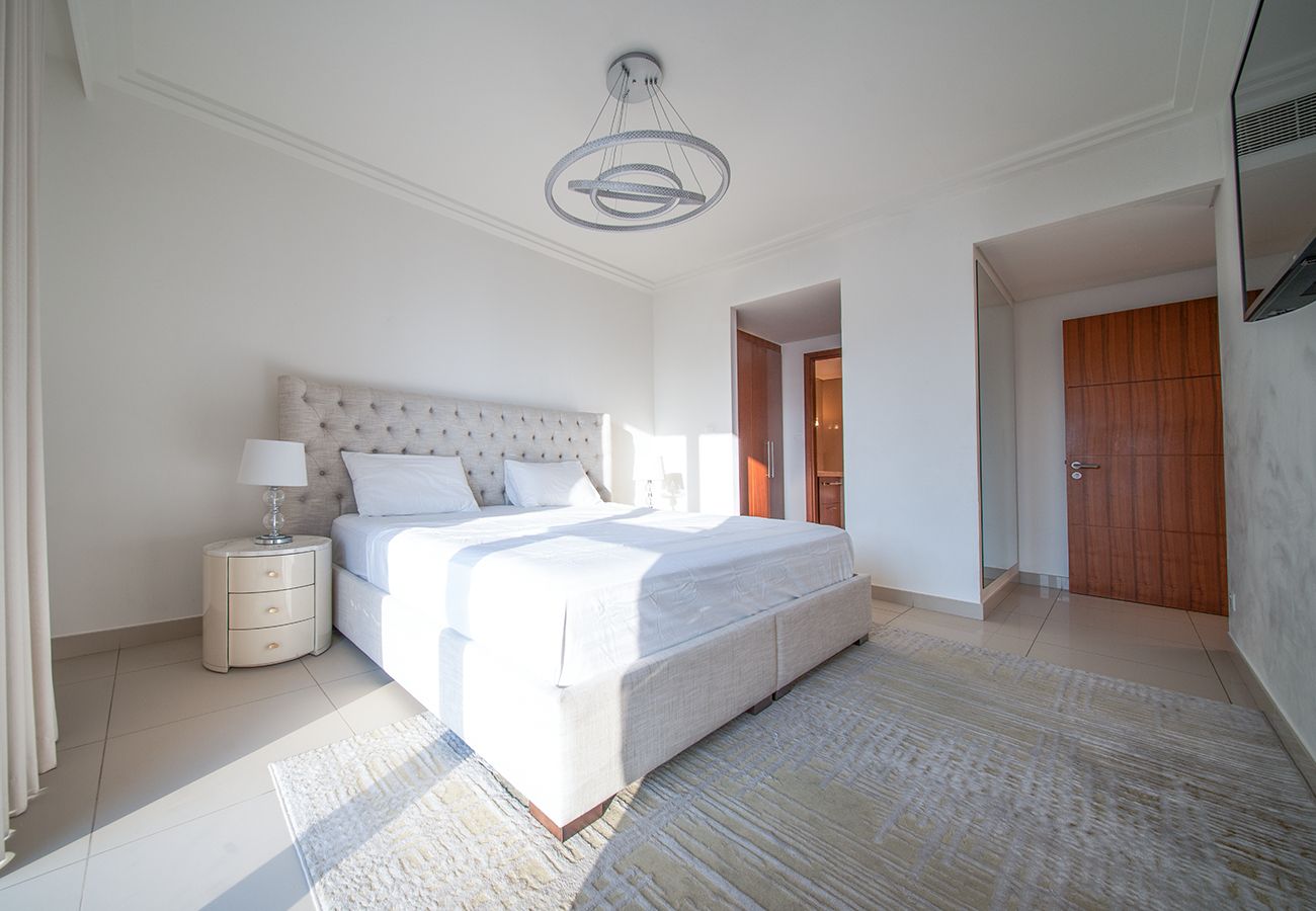 Apartment in Dubai - Luxury 2 Bed in Boulevard Point with City Views