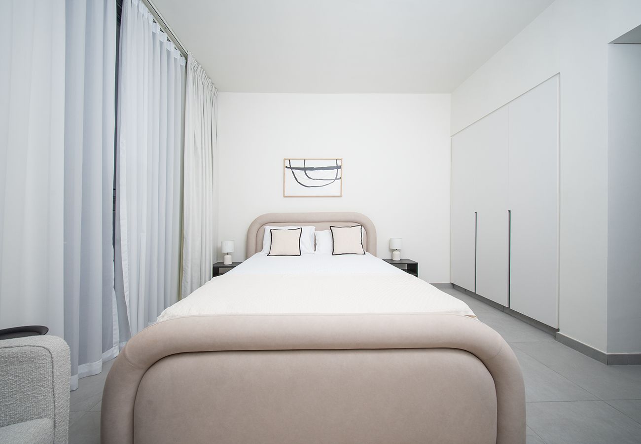 Studio in Sharjah - Stunning Studio in Solo 1 By Arada