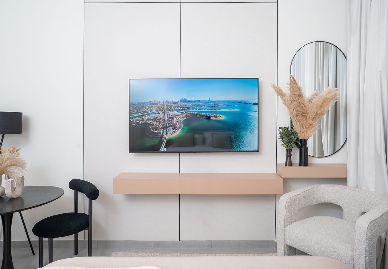 Studio in Sharjah - Stunning Studio in Solo 1 By Arada