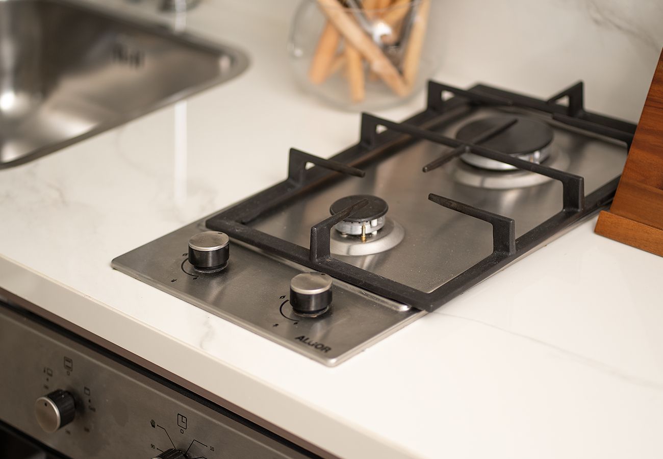 Studio in Dubai - Stylish Studio in Azizi Riviera 38