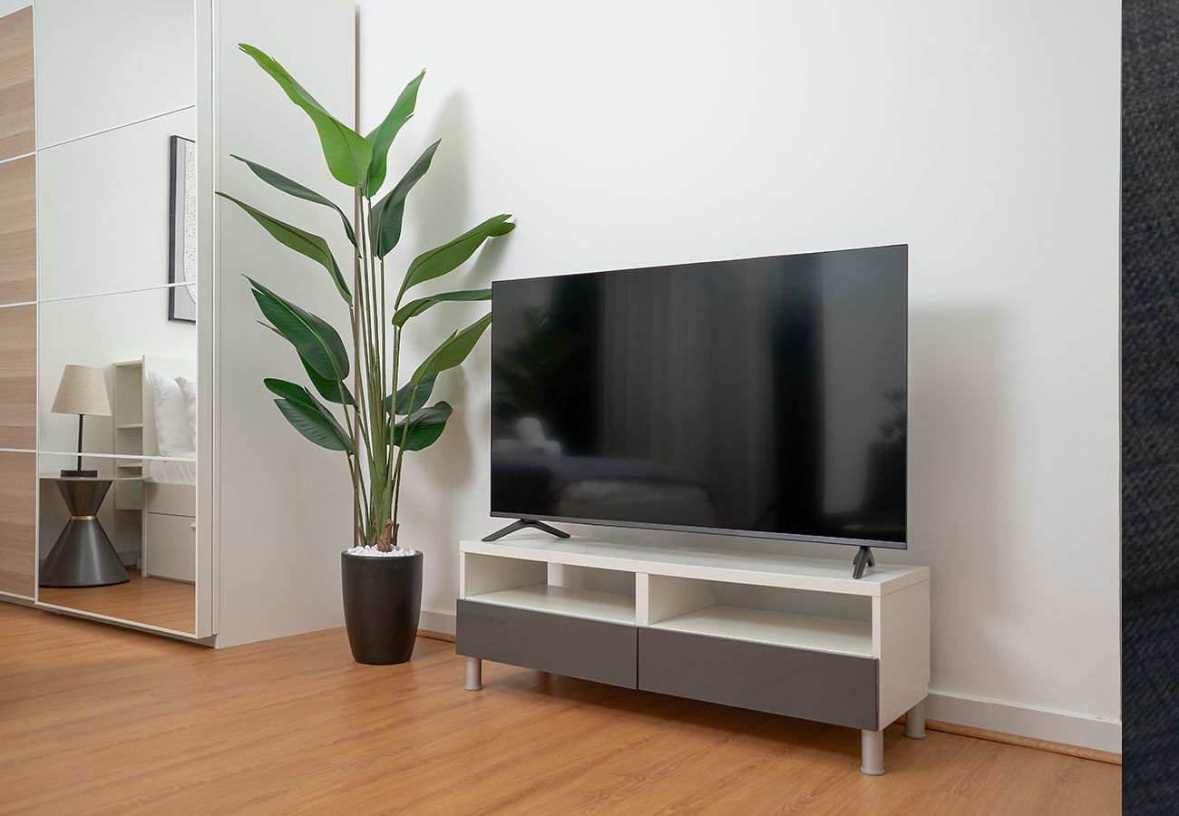 Studio in Dubai - Elegant Studio in Arabian Gate