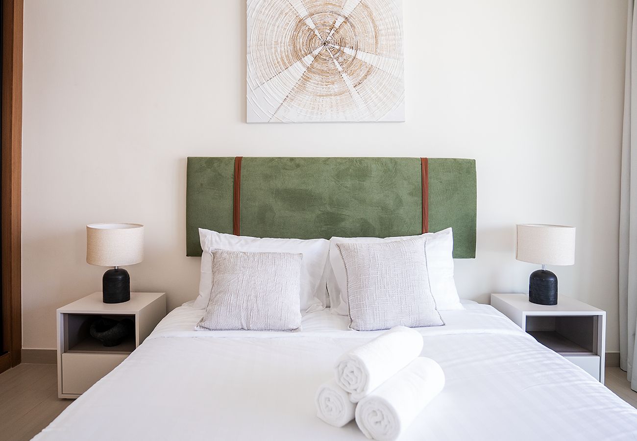 Apartment in Dubai - Modern 1 Bed Apartment in Binghatti Orchid