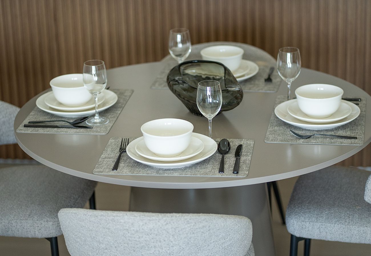 Apartment in Dubai - Modern 1 Bed Apartment in Binghatti Orchid