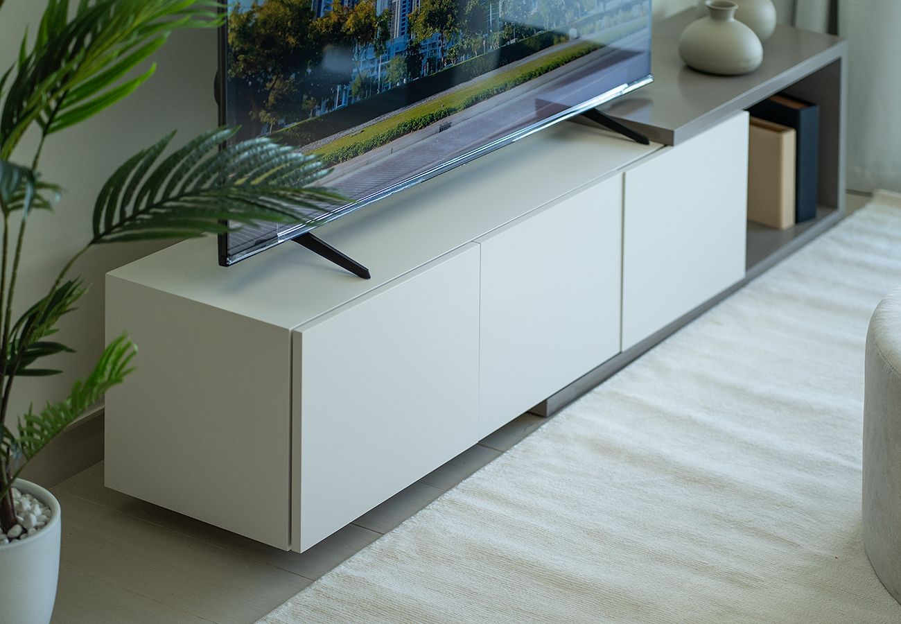 Apartment in Dubai - Modern 1 Bed Apartment in Binghatti Orchid