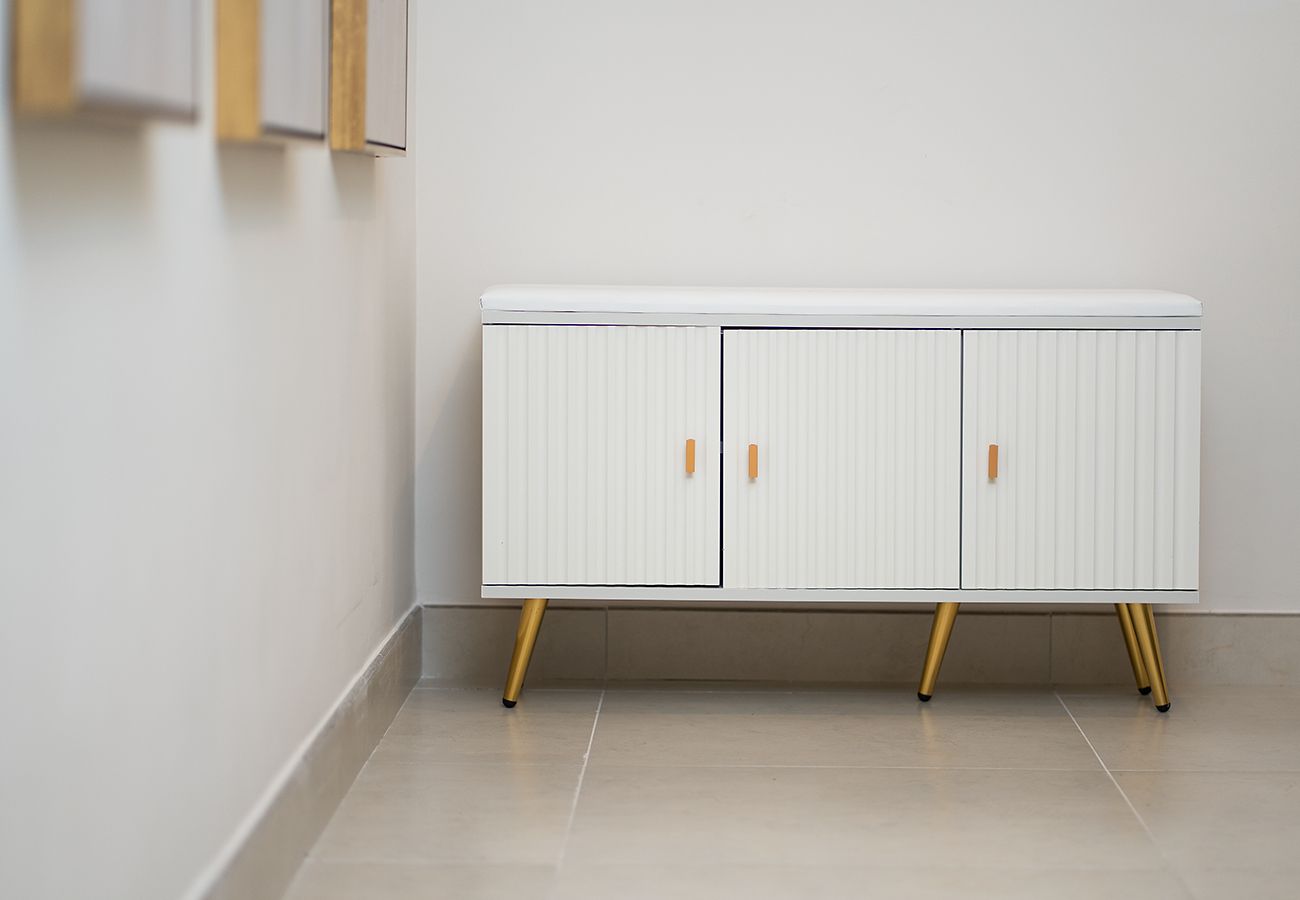 Apartment in Dubai - 1 Bed in Golf Gate With Golf Course View