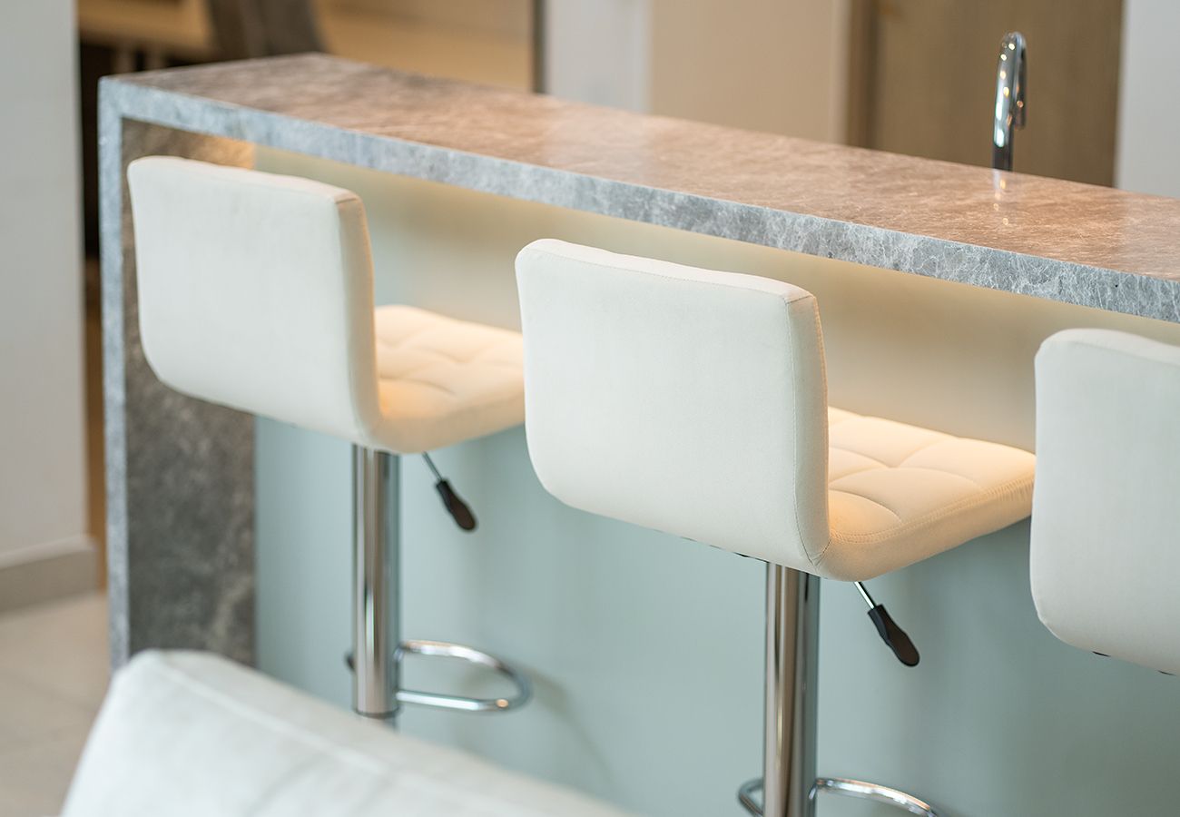 Apartment in Dubai - 1 Bed in Golf Gate With Golf Course View