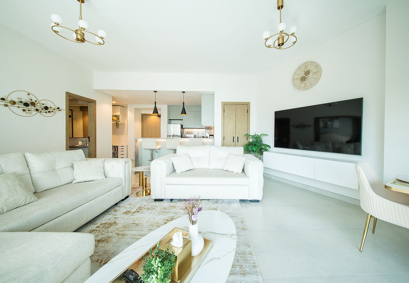 Apartment in Dubai - 1 Bed in Golf Gate With Golf Course View