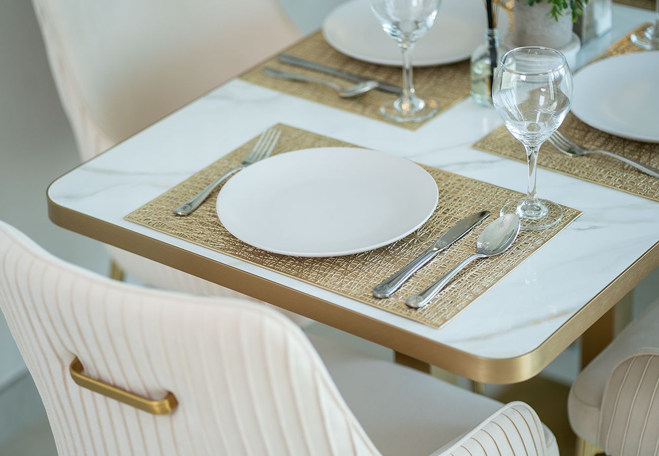 Apartment in Dubai - 1 Bed in Golf Gate With Golf Course View