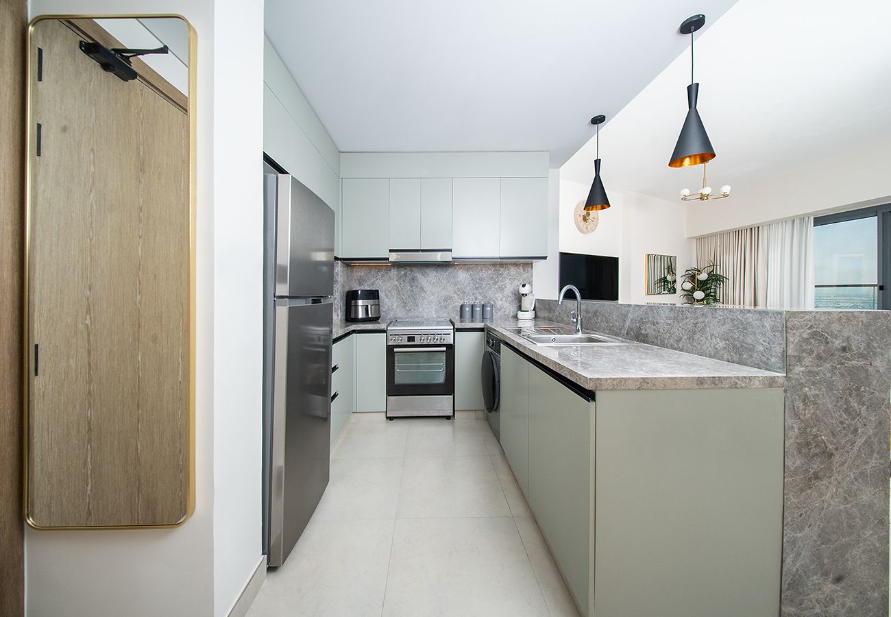 Apartment in Dubai - 1 Bed in Golf Gate With Golf Course View