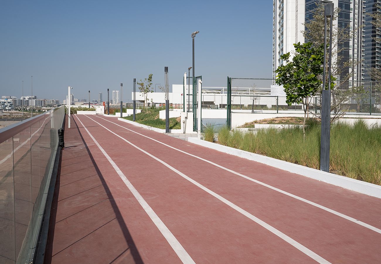 Apartment in Dubai - 1 Bed in Golf Gate With Golf Course View