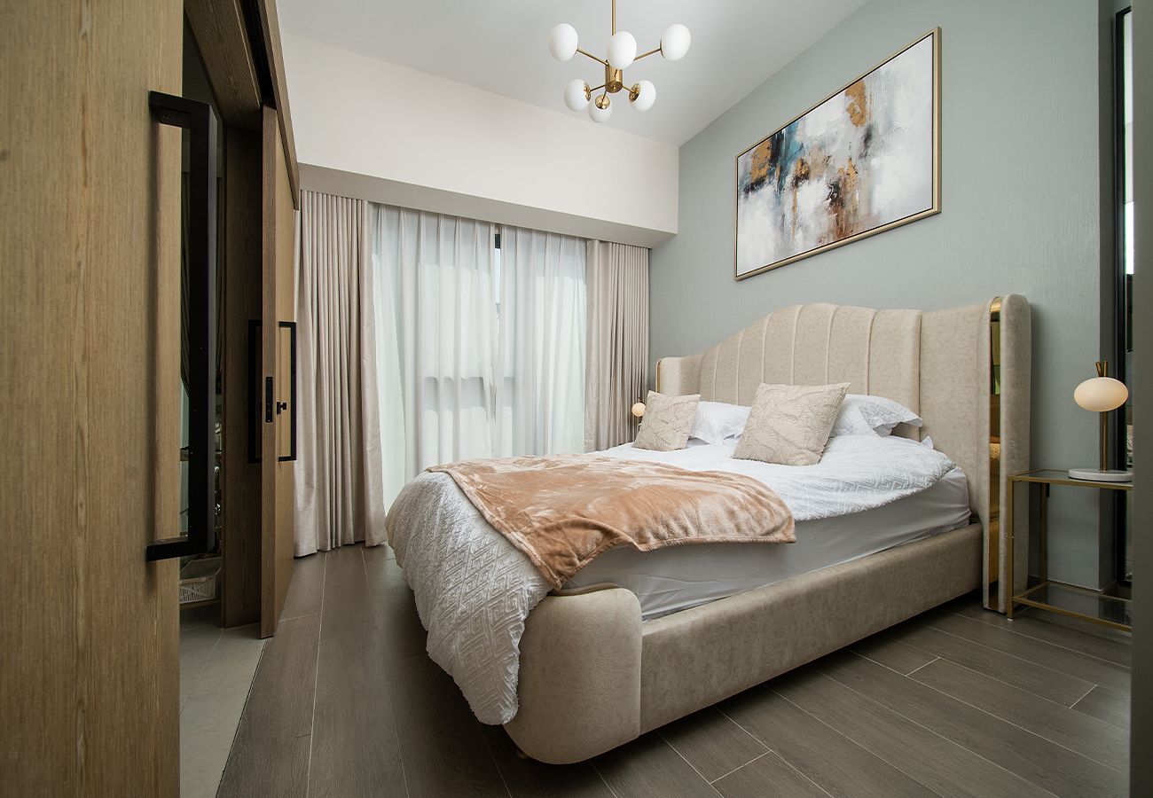 Apartment in Dubai - 1 Bed in Golf Gate With Golf Course View