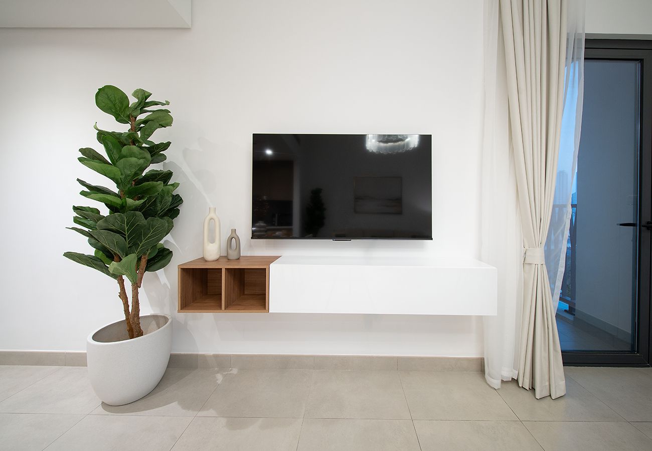 Apartment in Sharjah - Gorgeous 2 Bed in Cyan Beach Residence