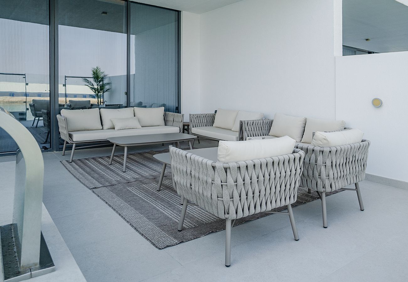 Villa in Ajmal Makan - Stunning 5 Bed Villa with Private Pool and Beach