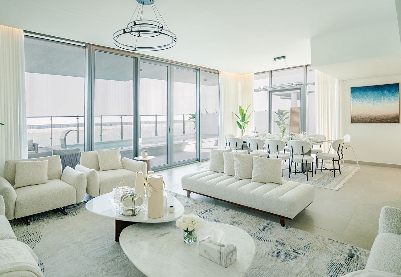 Villa in Ajmal Makan - Stunning 5 Bed Villa with Private Pool and Beach