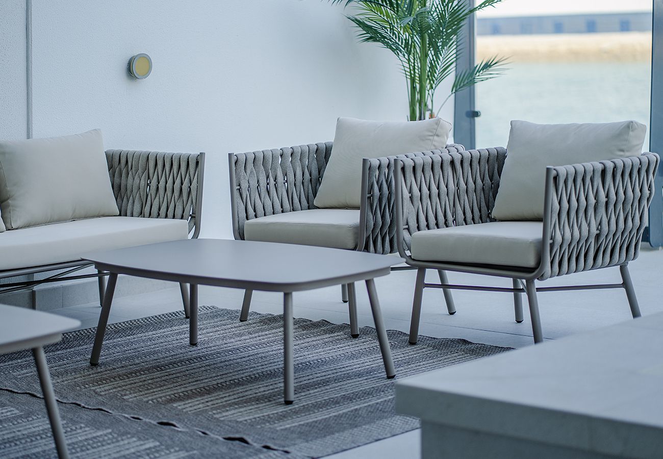 Villa in Ajmal Makan - Stunning 5 Bed Villa with Private Pool and Beach