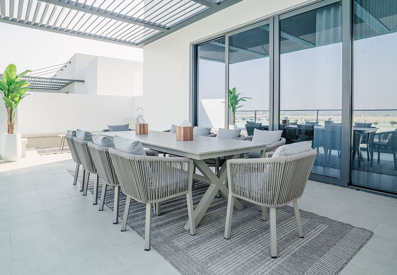 Villa in Ajmal Makan - Stunning 5 Bed Villa with Private Pool and Beach