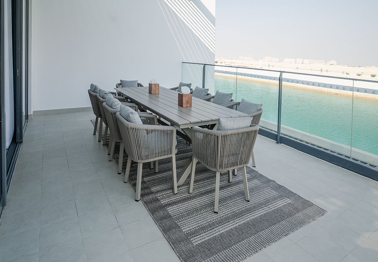 Villa in Ajmal Makan - Stunning 5 Bed Villa with Private Pool and Beach