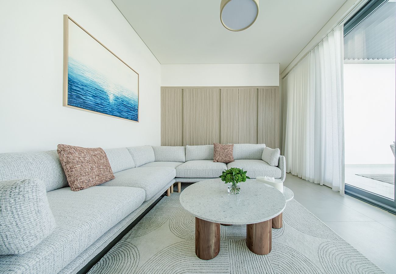 Villa in Ajmal Makan - Stunning 5 Bed Villa with Private Pool and Beach