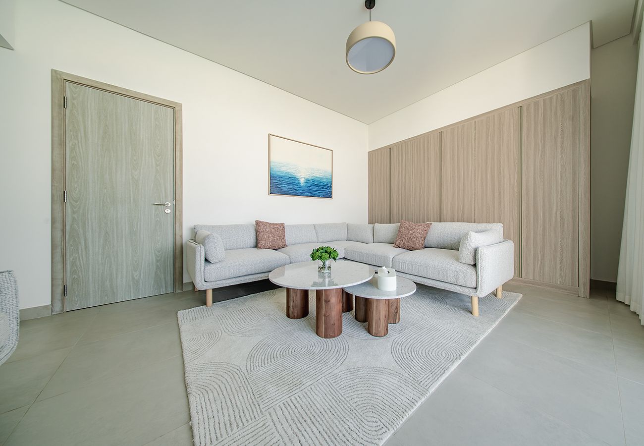 Villa in Ajmal Makan - Stunning 5 Bed Villa with Private Pool and Beach