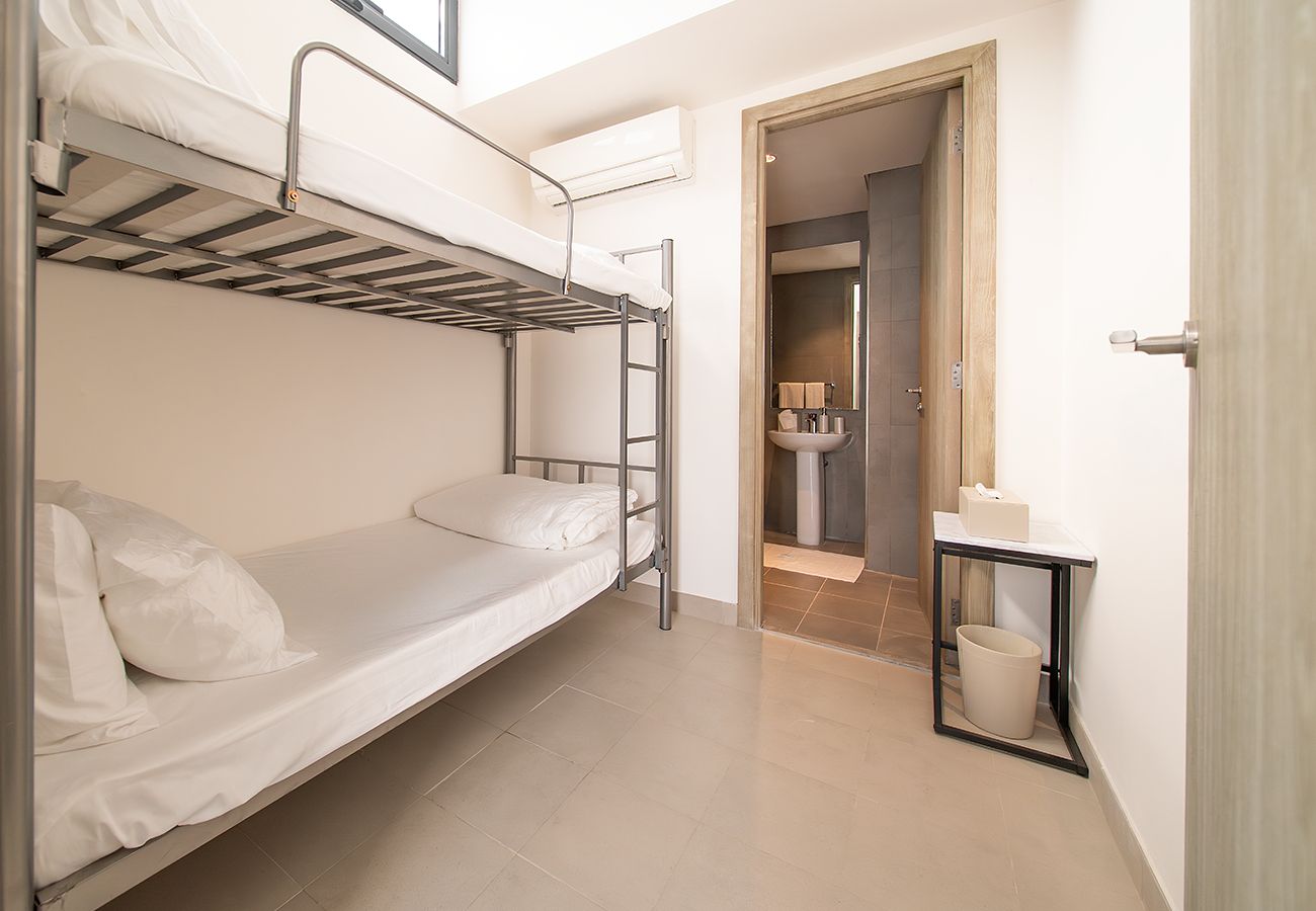 Villa in Ajmal Makan - Stunning 5 Bed Villa with Private Pool and Beach