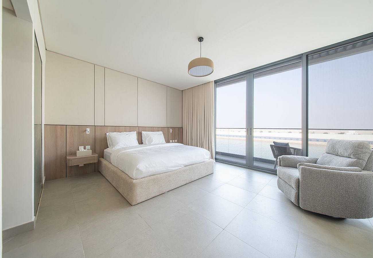 Villa in Ajmal Makan - Stunning 5 Bed Villa with Private Pool and Beach