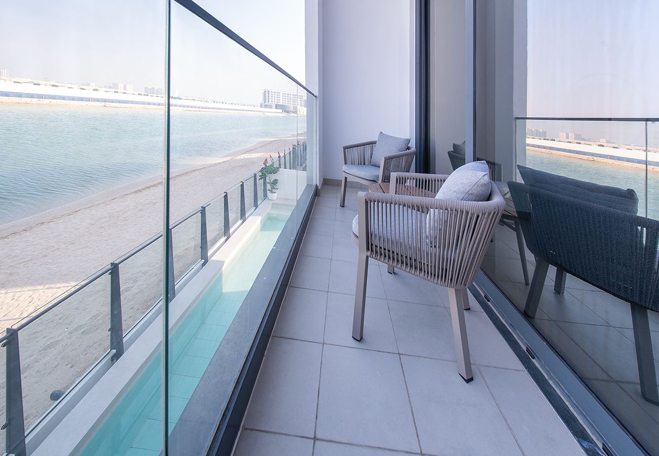 Villa in Ajmal Makan - Stunning 5 Bed Villa with Private Pool and Beach