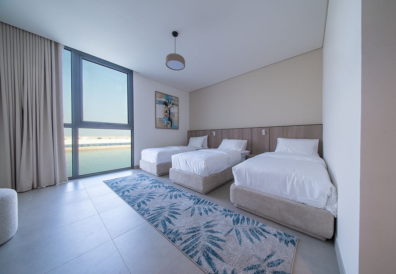 Villa in Ajmal Makan - Stunning 5 Bed Villa with Private Pool and Beach