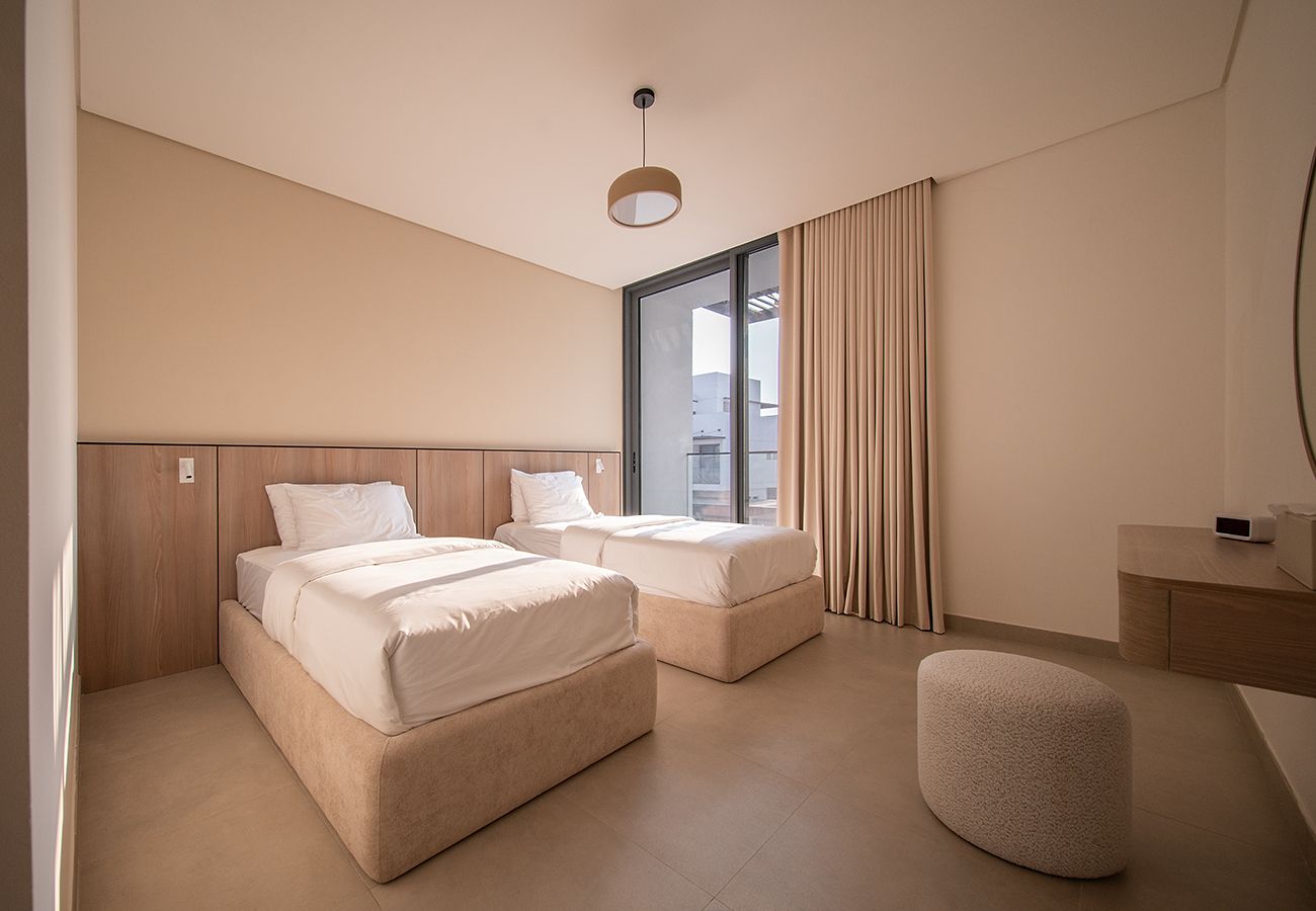 Villa in Ajmal Makan - Stunning 5 Bed Villa with Private Pool and Beach