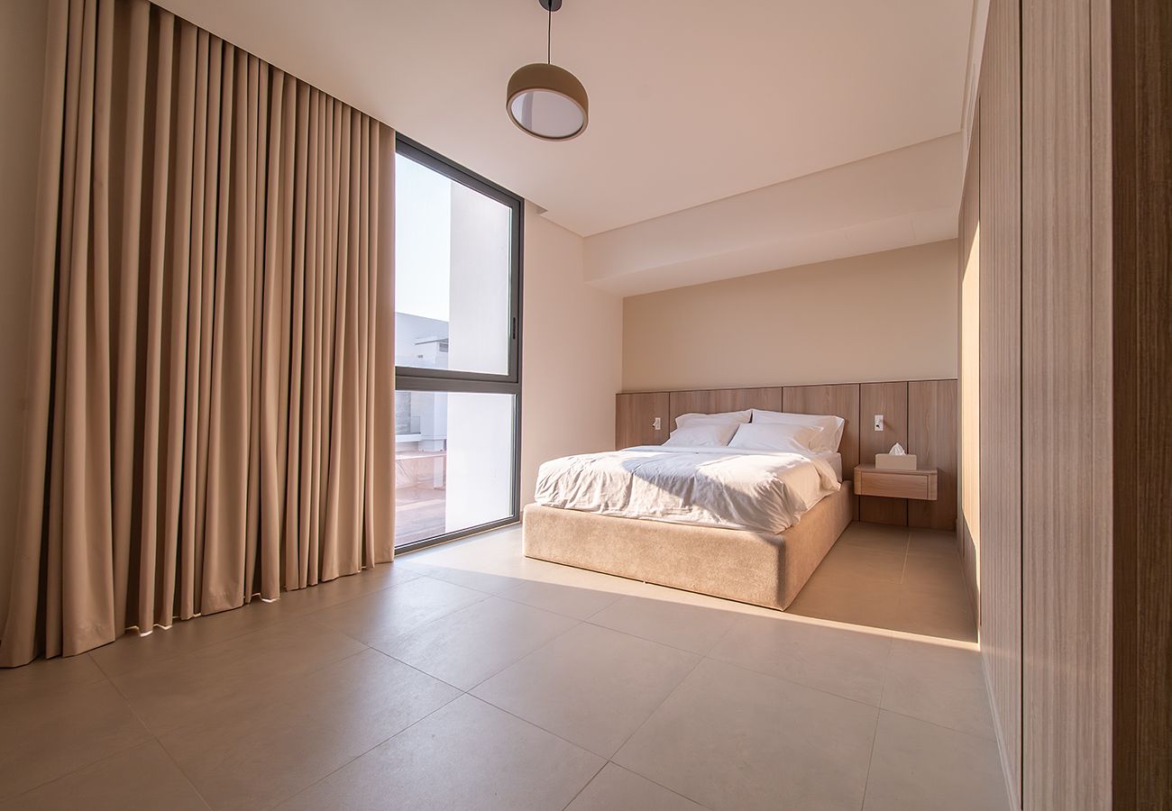 Villa in Ajmal Makan - Stunning 5 Bed Villa with Private Pool and Beach