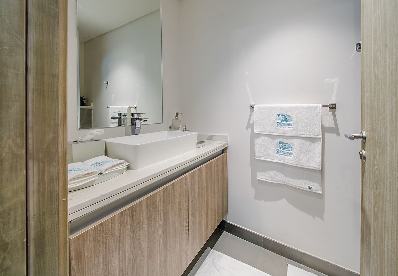 Villa in Ajmal Makan - Stunning 5 Bed Villa with Private Pool and Beach